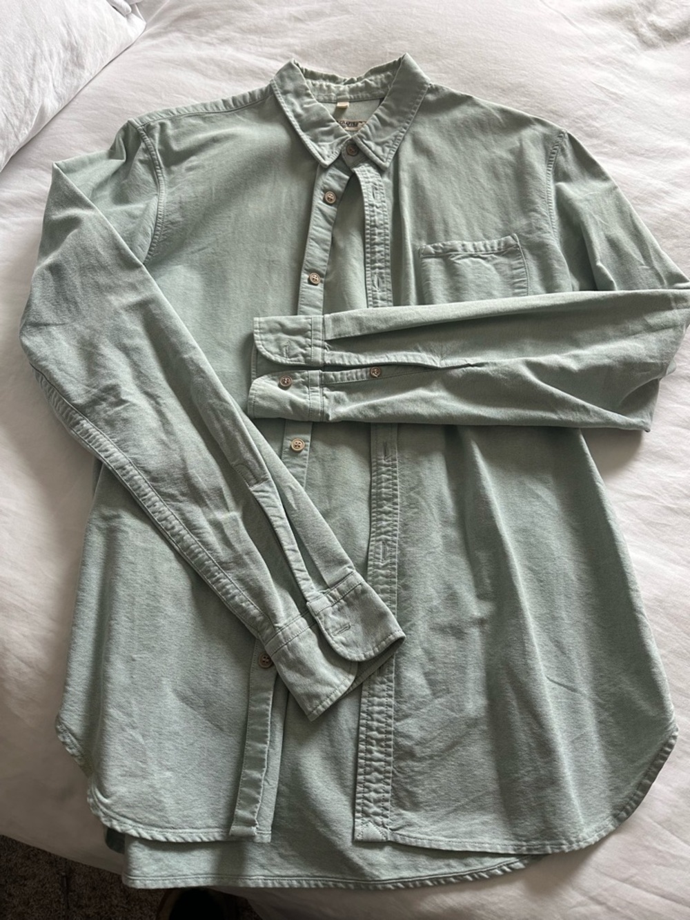 Made & Crafted Men's Sage Green Long-Sleeve Button-Down Shirt